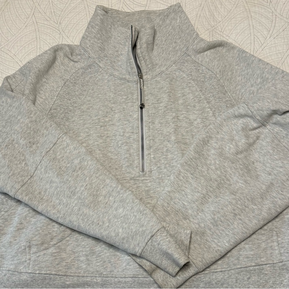 Lululemon Scuba